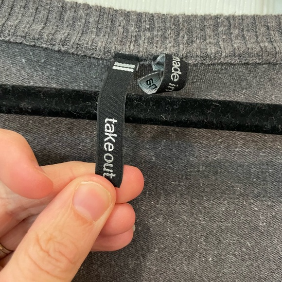 Heather Gray Button-up V-Neck Cardigan - Picture 3 of 4